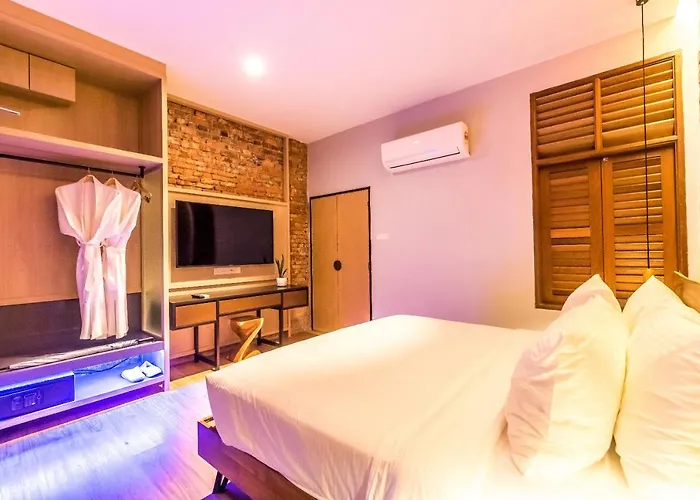 Tien Terrace Macalister